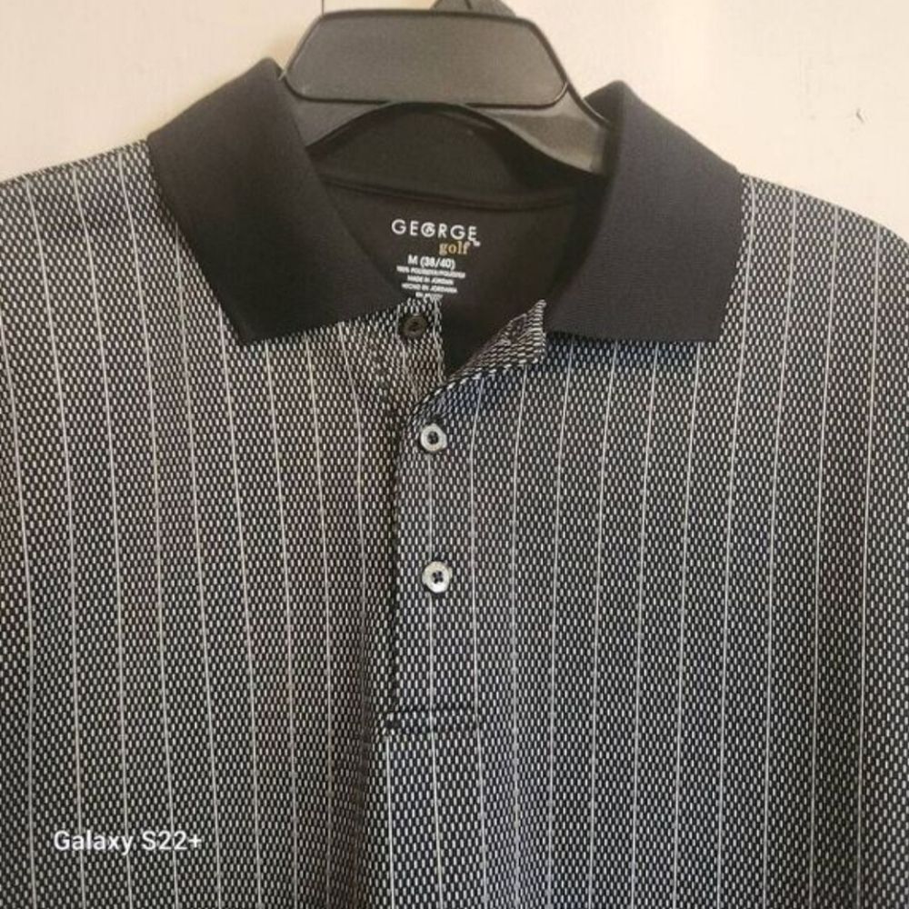 M52 GEORGE Golf Polo - Men's Grey & White Pinstripe Short-Sleeve Shirt